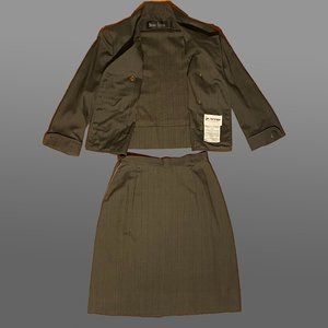 1950s/1960's Vintage Skirt Suit